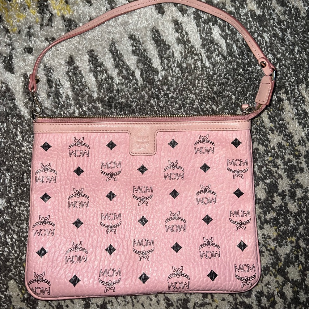 COPY - Mcm pouch